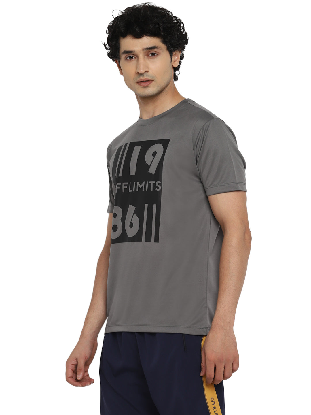 Shop Men sporty print t-shirt Online