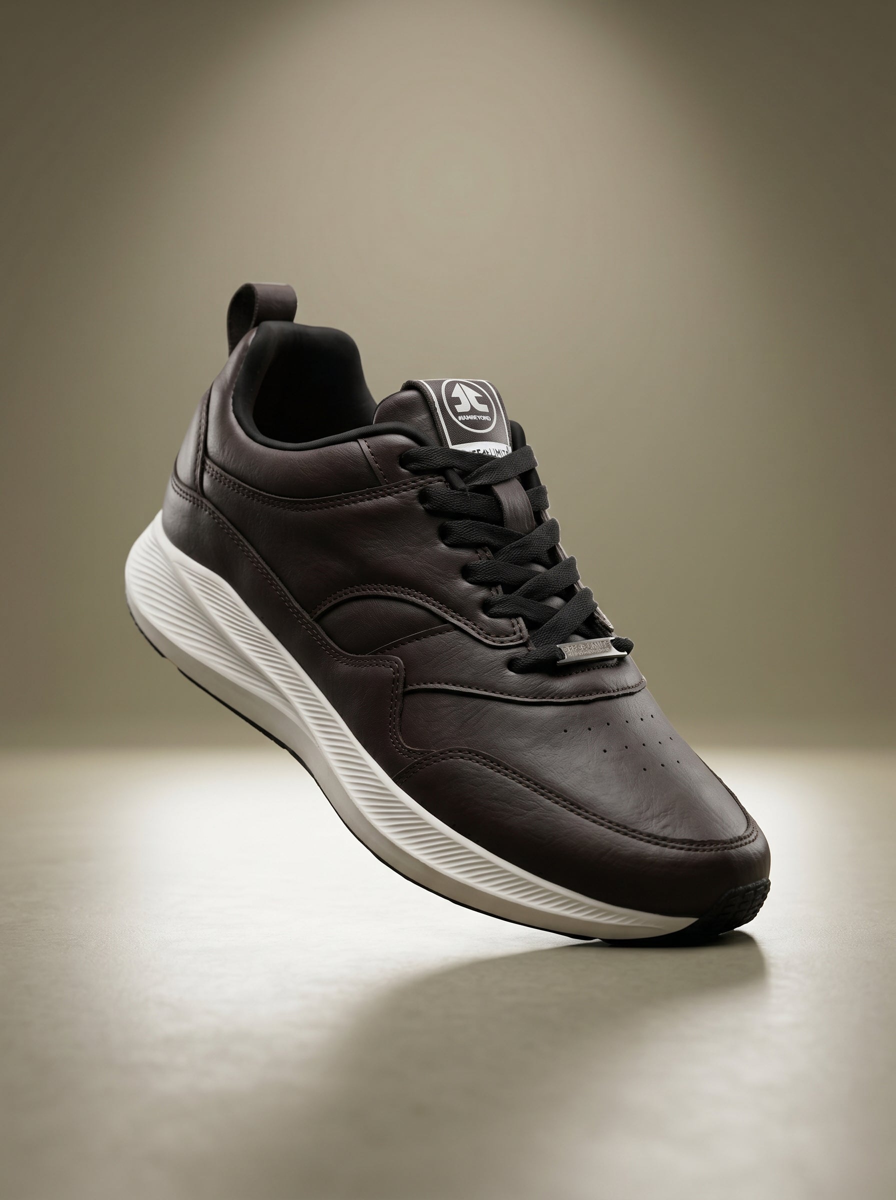 Stussy Brown ORM 407-40 - Stylish Men's Shoes