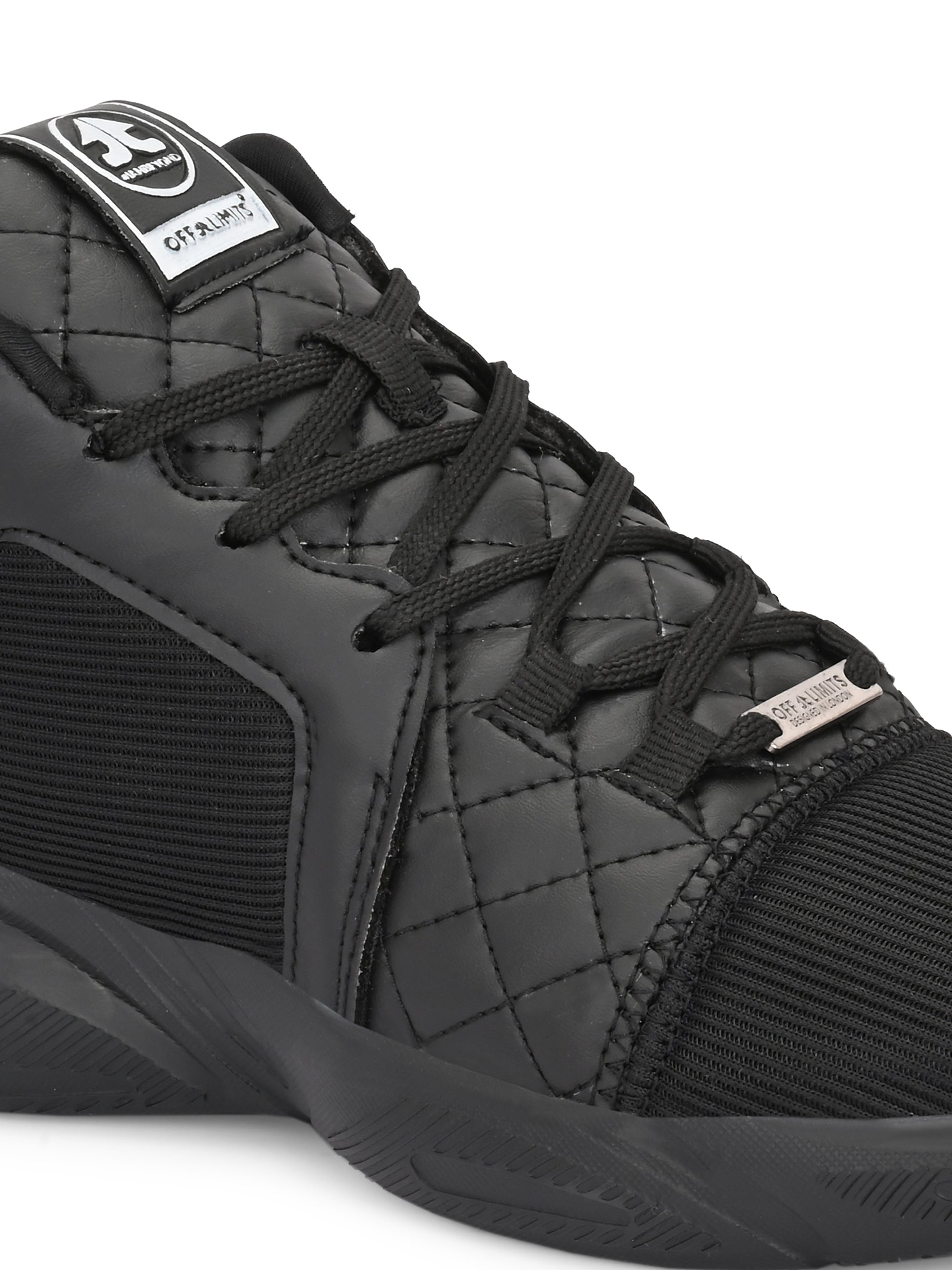 TECTON - BLACK/BLACK