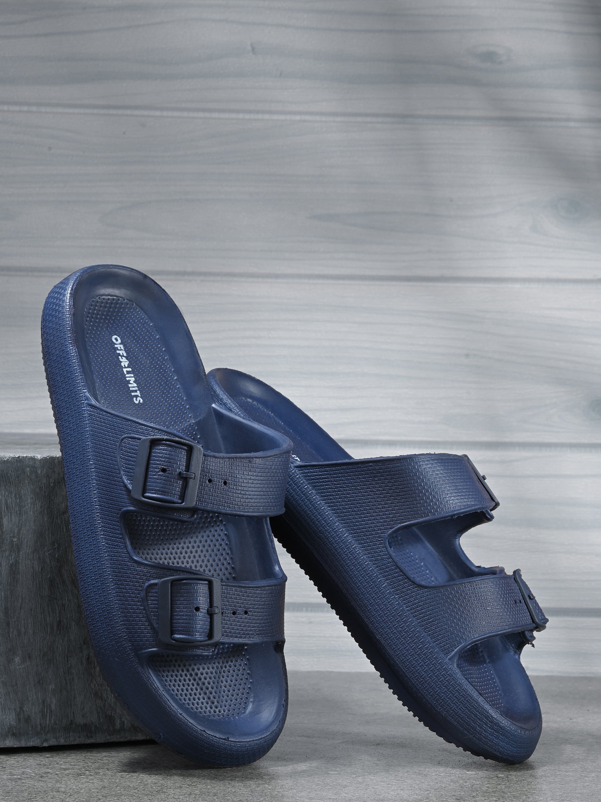 LUTHER - NAVY