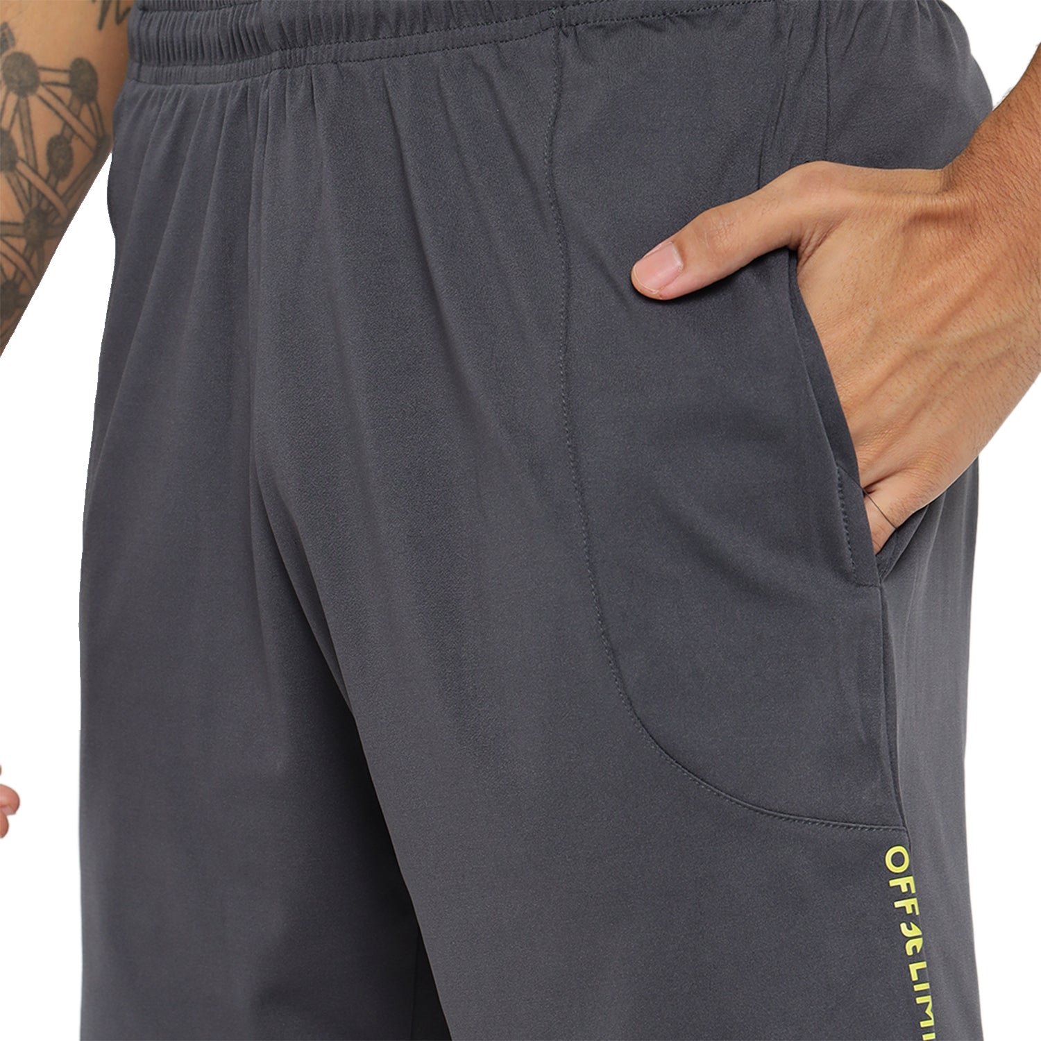 Men's WOVEN CONTRAST BELT SHORTS