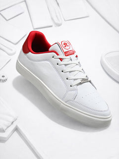 SKYLINE - OFF WHITE/RED