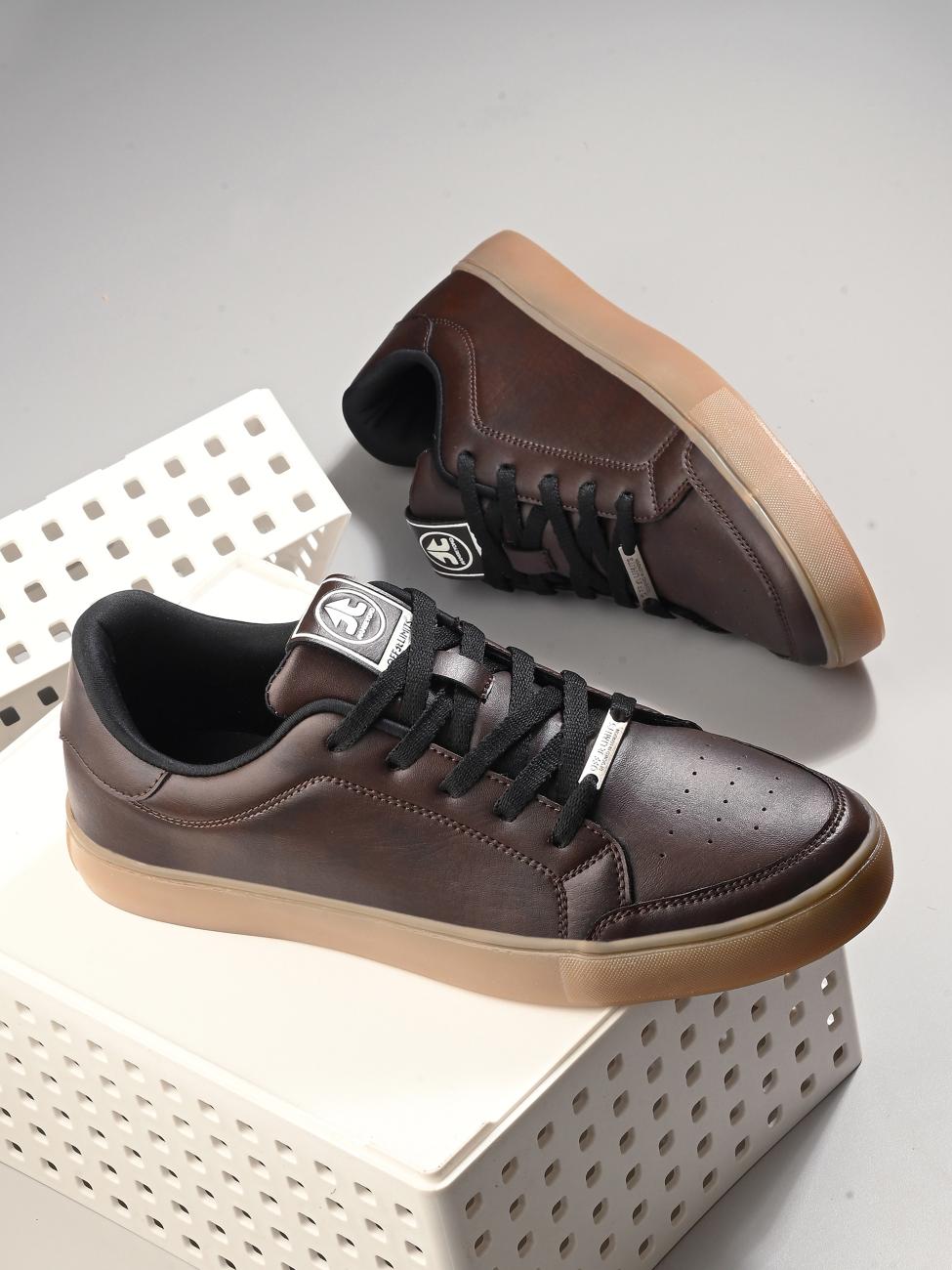 SKYLINE (BIG & TALL) - BROWN/GUM