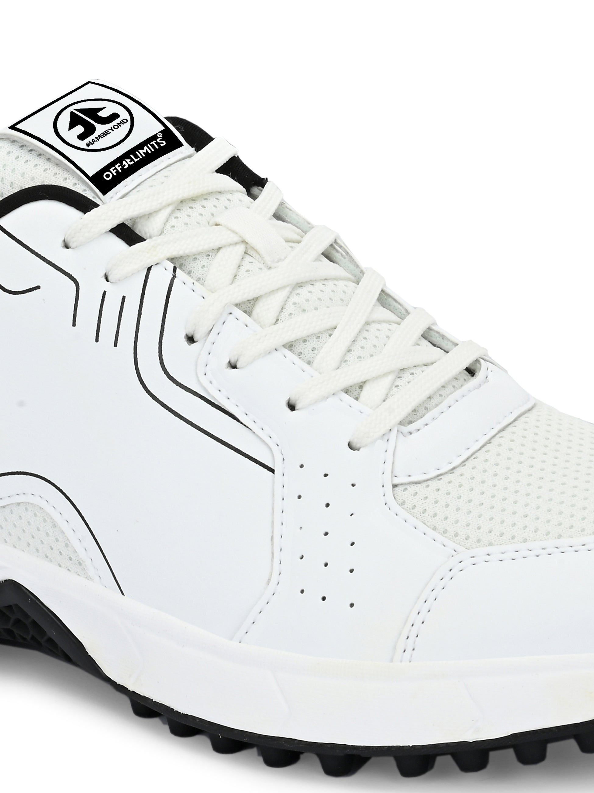 WARWICK CRICKET - OFF WHITE/BLACK