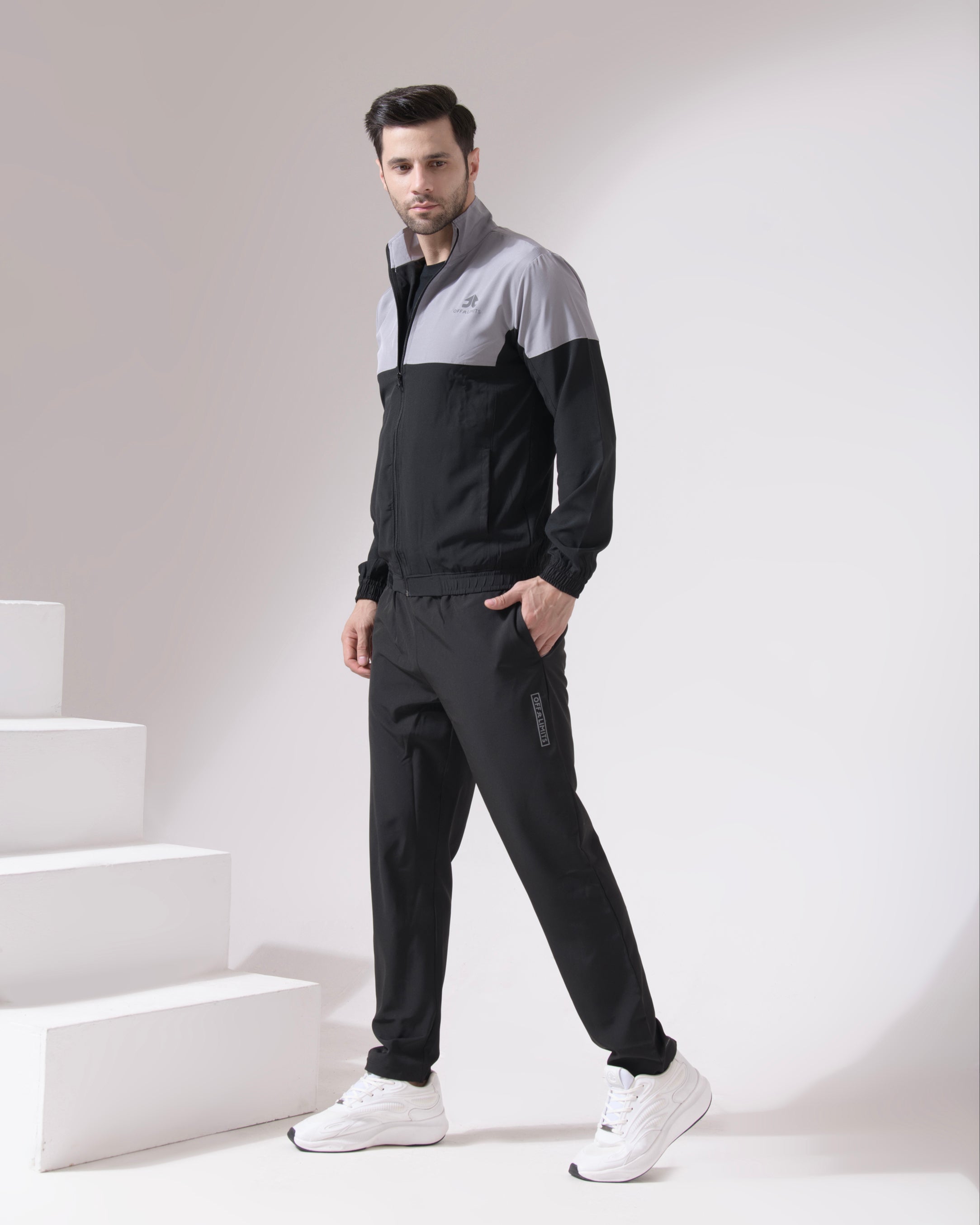 MENS SONIC TRACKSUIT