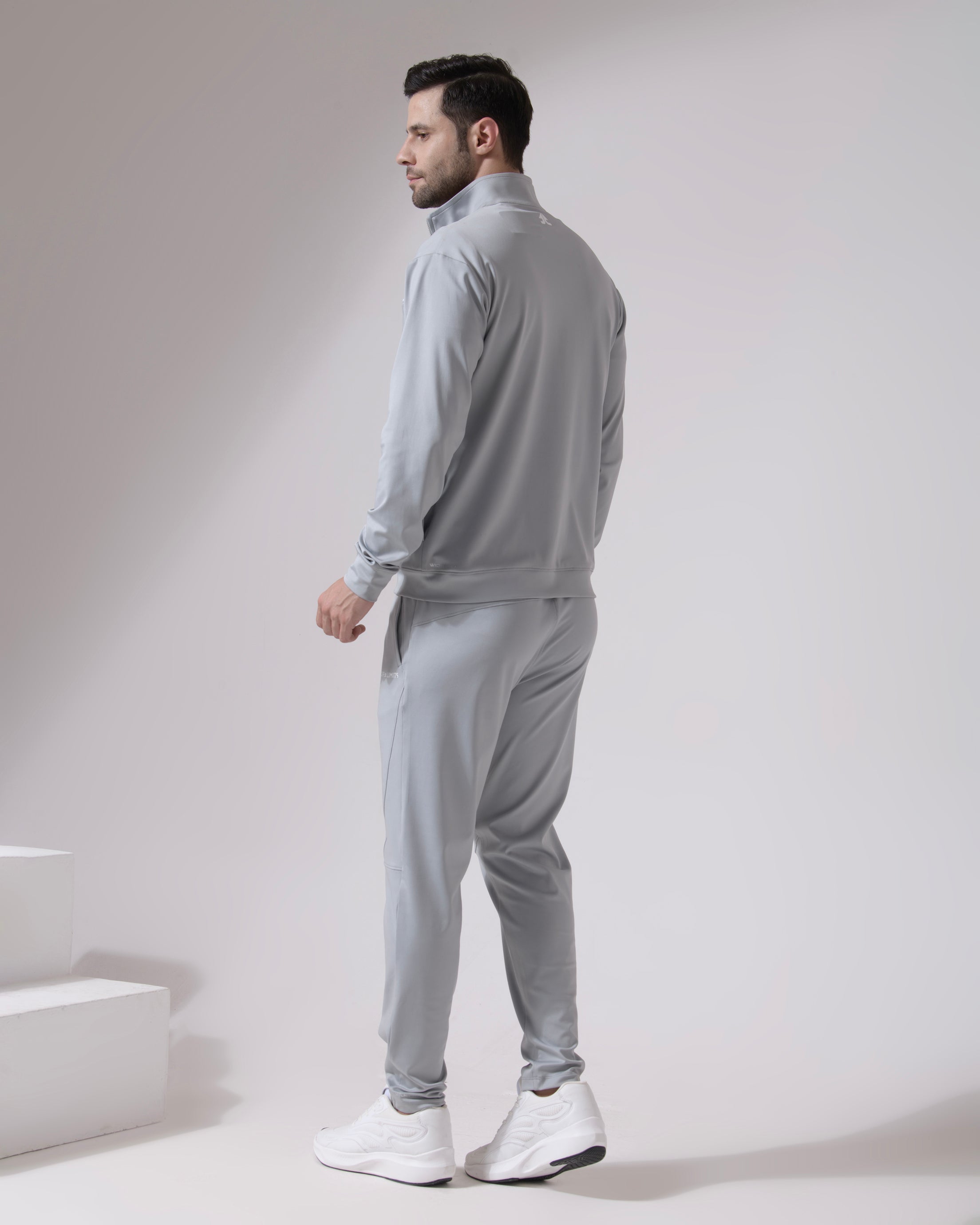 MENS CAPTAIN TRACKSUIT