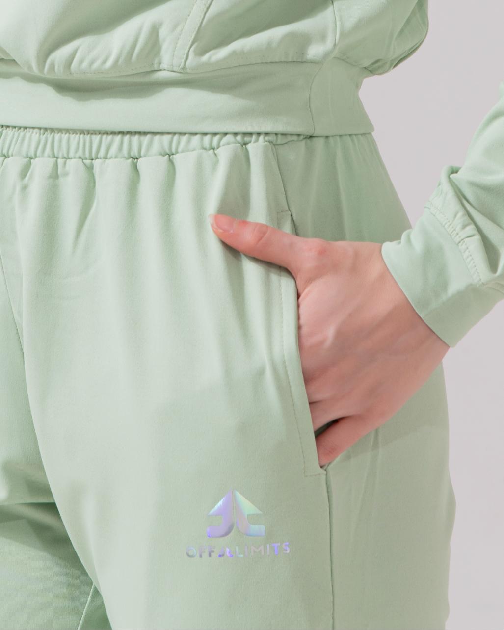 WMN PSL 1/2 ZIP CROP TS