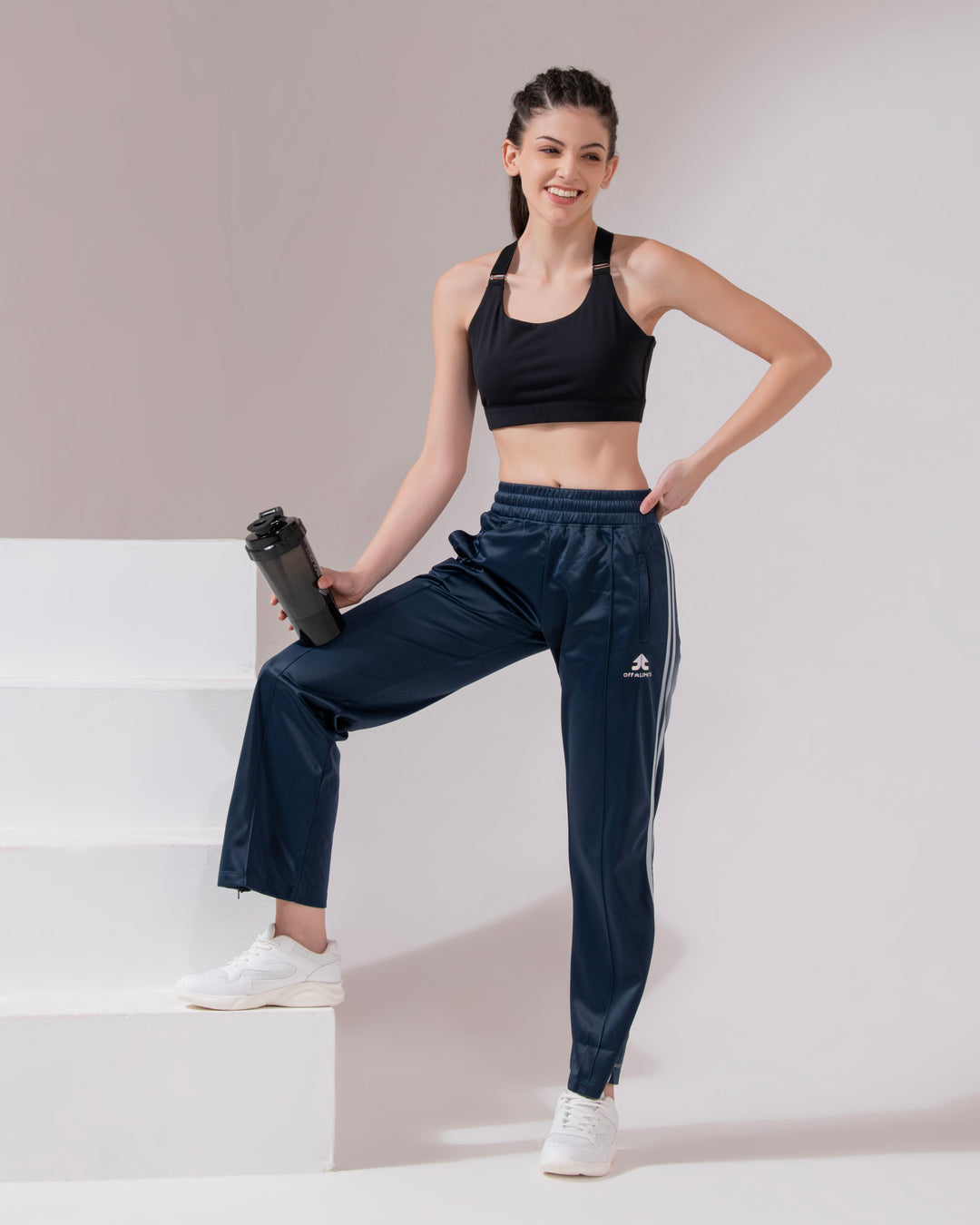 Women Zipper Flared Trackpant