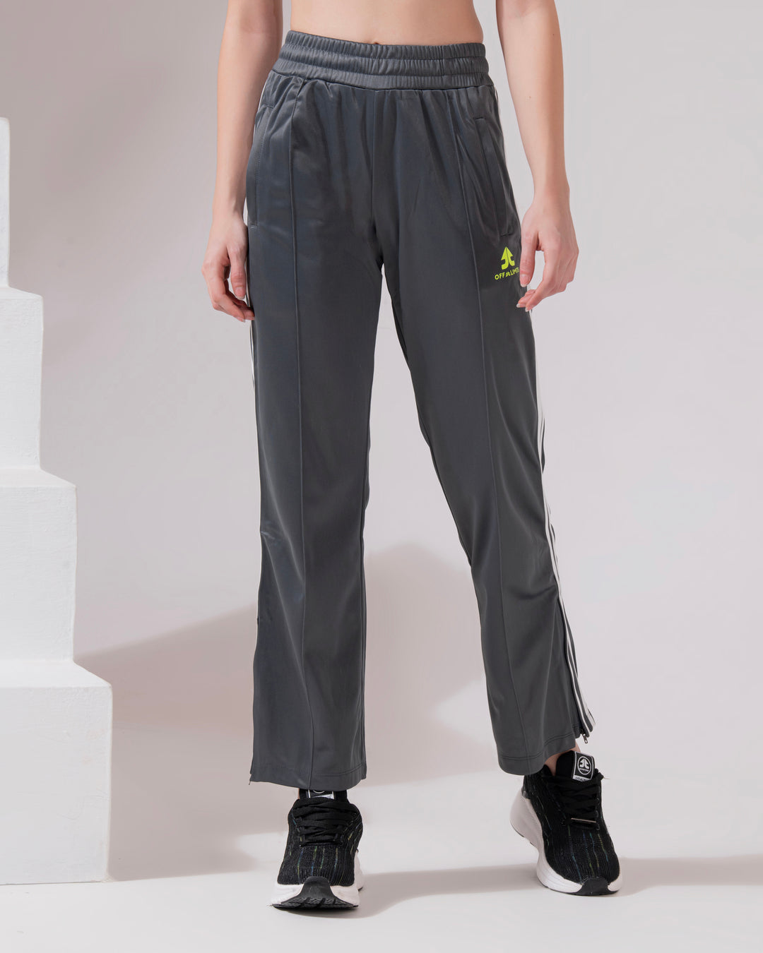 WMN SP FLARE ZIP PANT