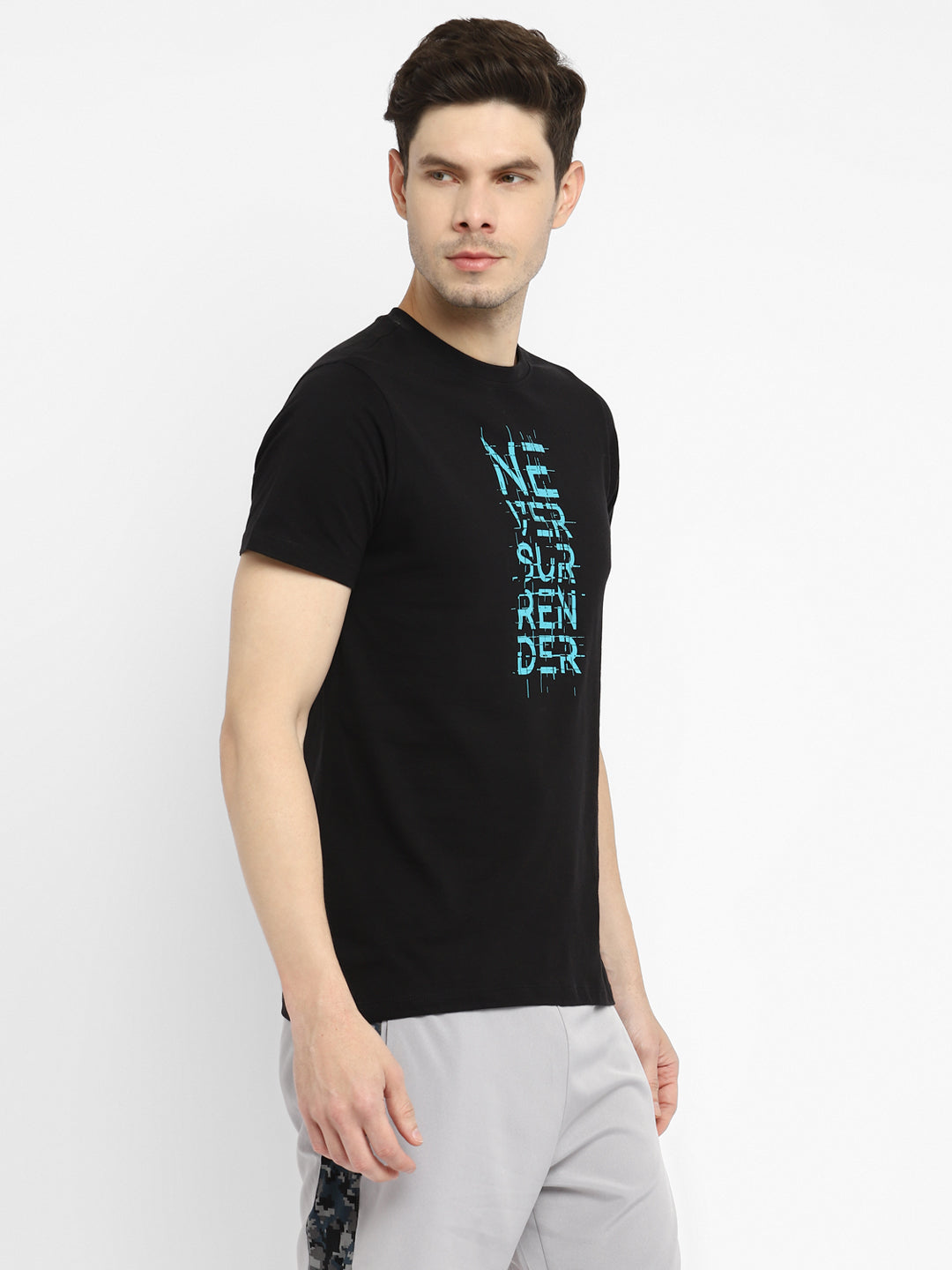 Men's NEVER SURRENDER TEE Men Tshirts & Graphic Tees